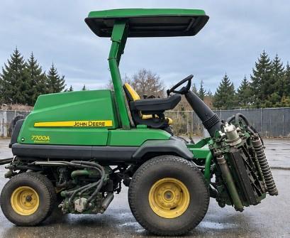 John Deere 7700A 4WD T4 — photo 2 of 2