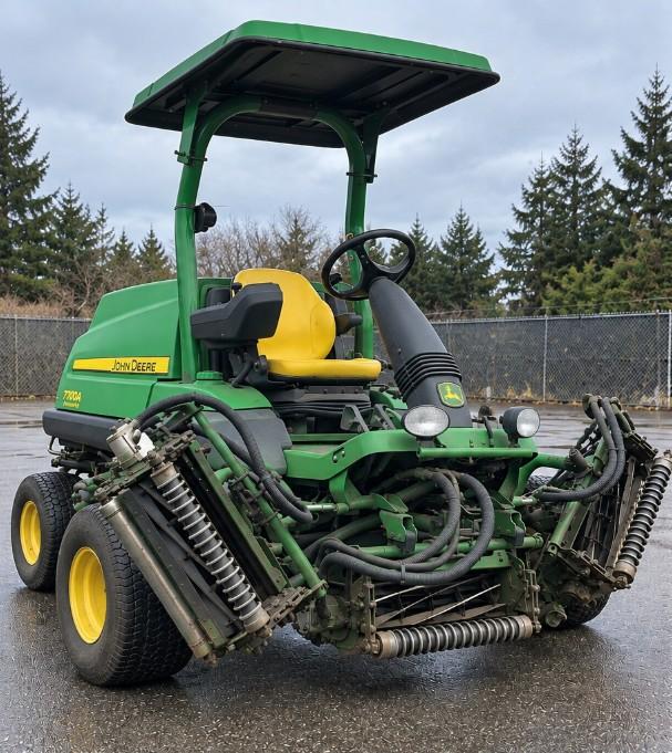 John Deere 7700A 4WD T4 — photo 1 of 2